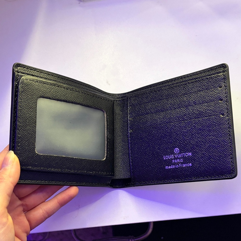 Louis Vuitton Monogram Black Card Holder - Picture 8 of 9